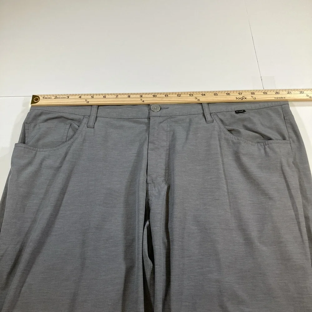 Travis Mathew Slacks Golf Pants Mens 40x32 Gray Tech Stretch 1MQ534